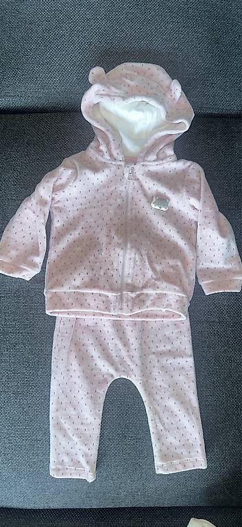 Ensembles coordonnés: Ensemble jogging bébé  – D'occasion à Grand-Lancy par ssa_k59z