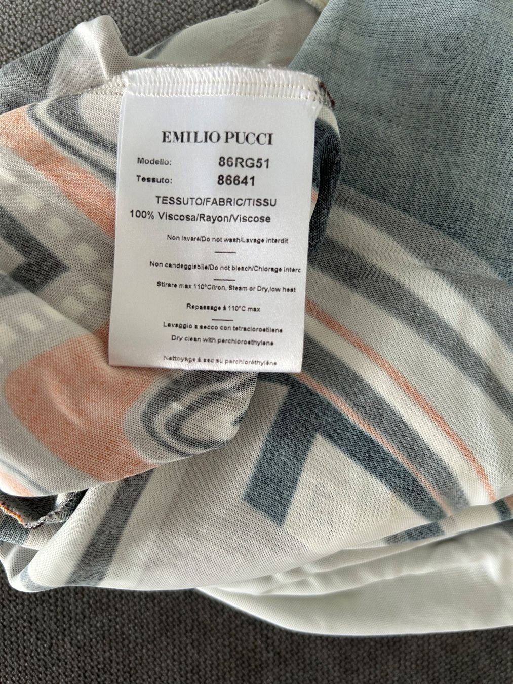 Kleider: Vintage Emilio Pucci Designerkleid – Gebraucht aus Wimmis von rimnakit 5