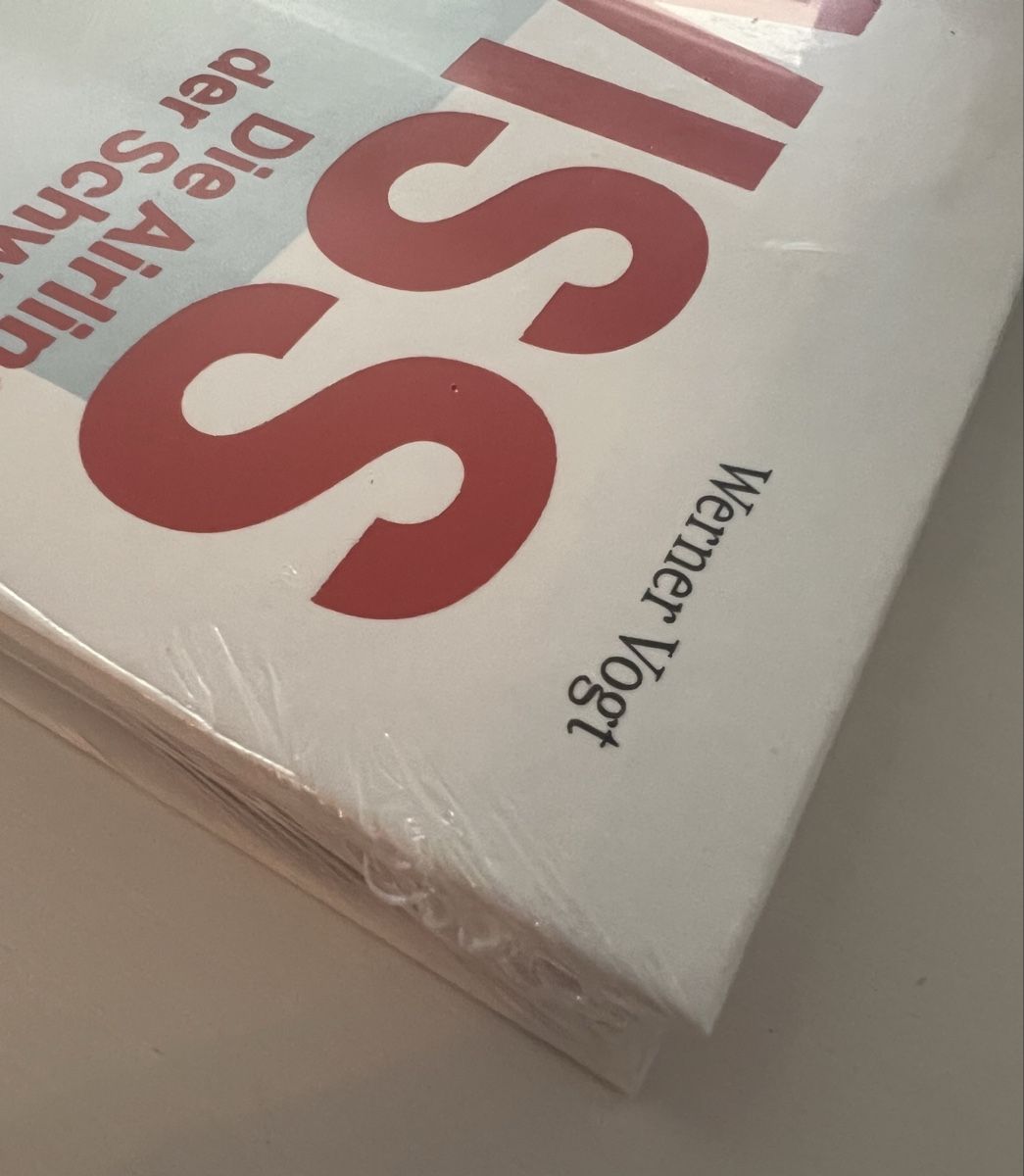 Libri: Buch: SWISS - Die Airline der Schweiz – Nuovo e nell'imballaggio originale da Ostermundigen venduto da airline-trolley 3