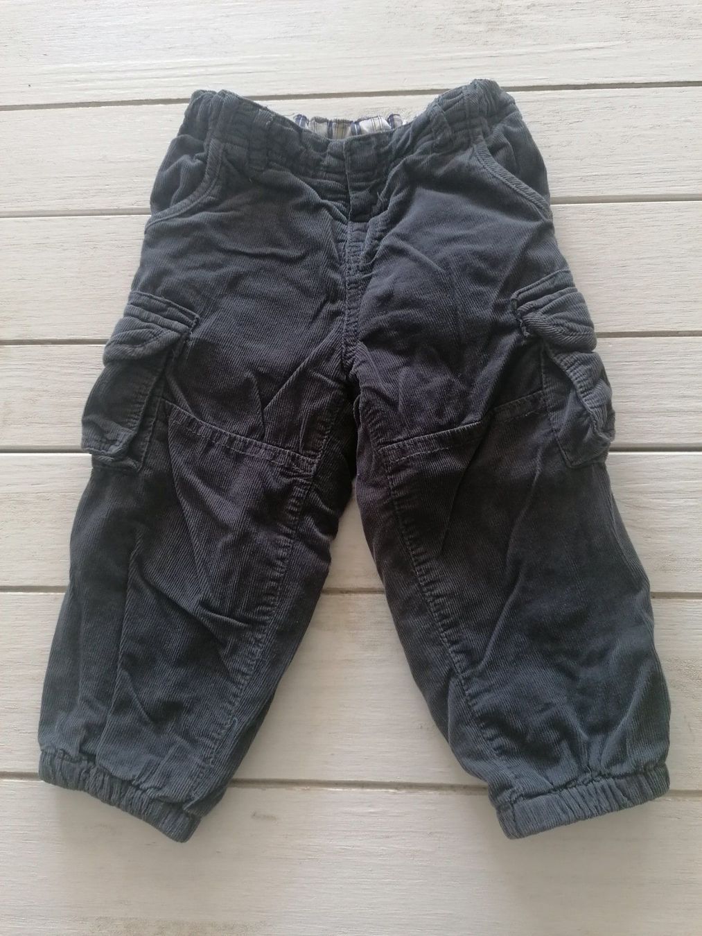 Pantalons: Cordhose Gr. 80 – D'occasion à Seuzach par nadine.baur84