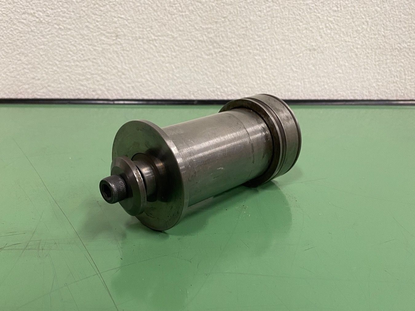 Broschen & Nadeln: Broche pour rectification – Gebraucht aus Aarberg von SNMachines