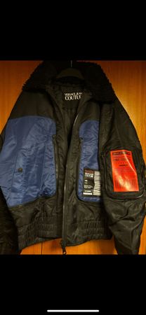 Versace Jeans Couture, veste d'hiver chaude et stylée!