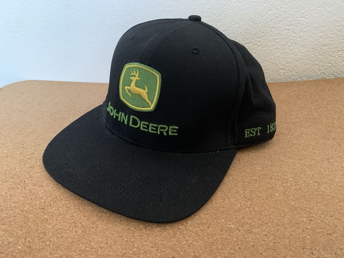 John Deere Copricapi, berretti & cappellini: John Deere Cap – Nuovo (secondo la descrizione) da Bätterkinden venduto da Geberit_BE