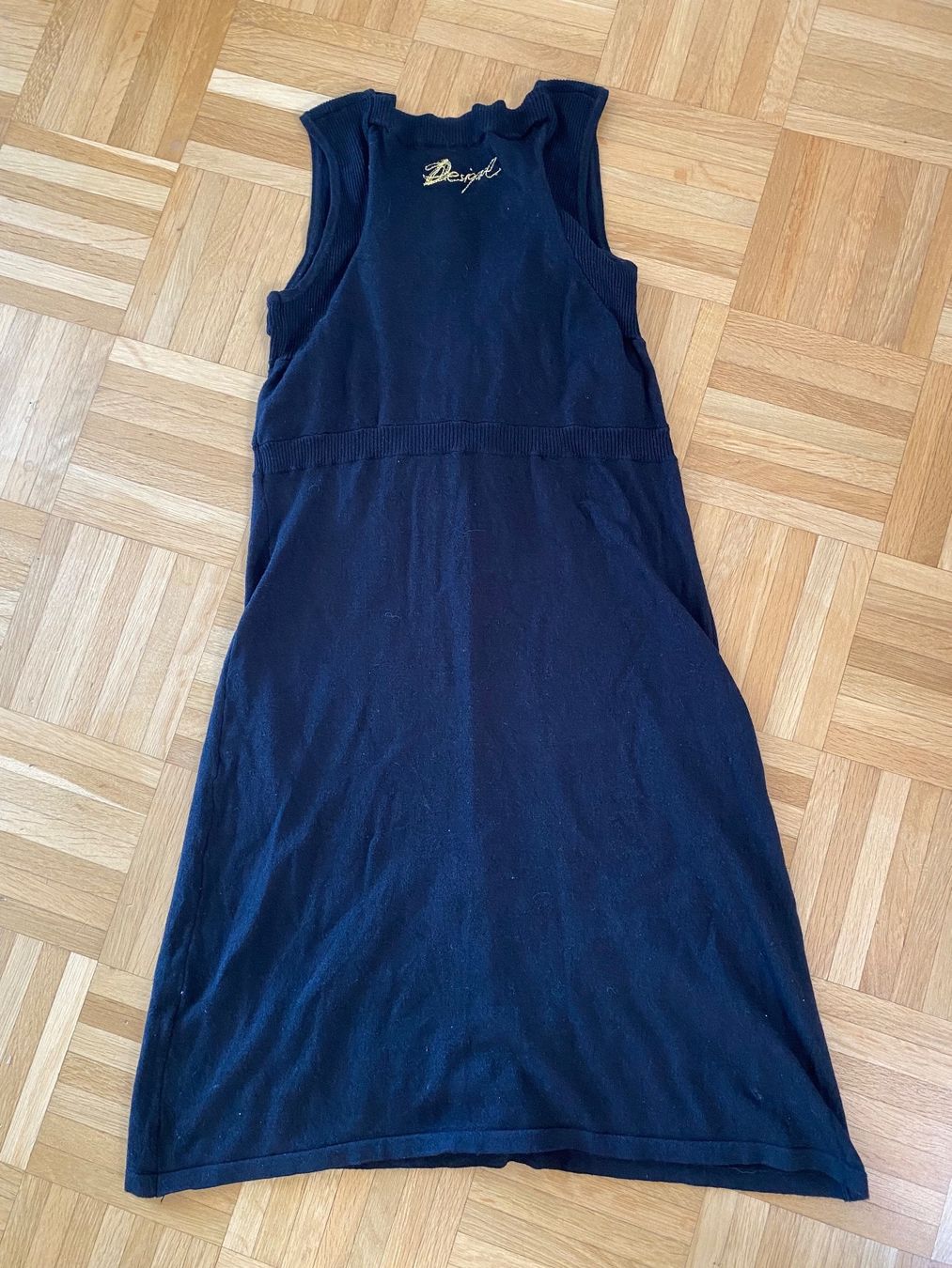 Desigual Vestiti: Desigual Kleid schwarz S – Usato da Gossau SG venduto da Dobby1974 1