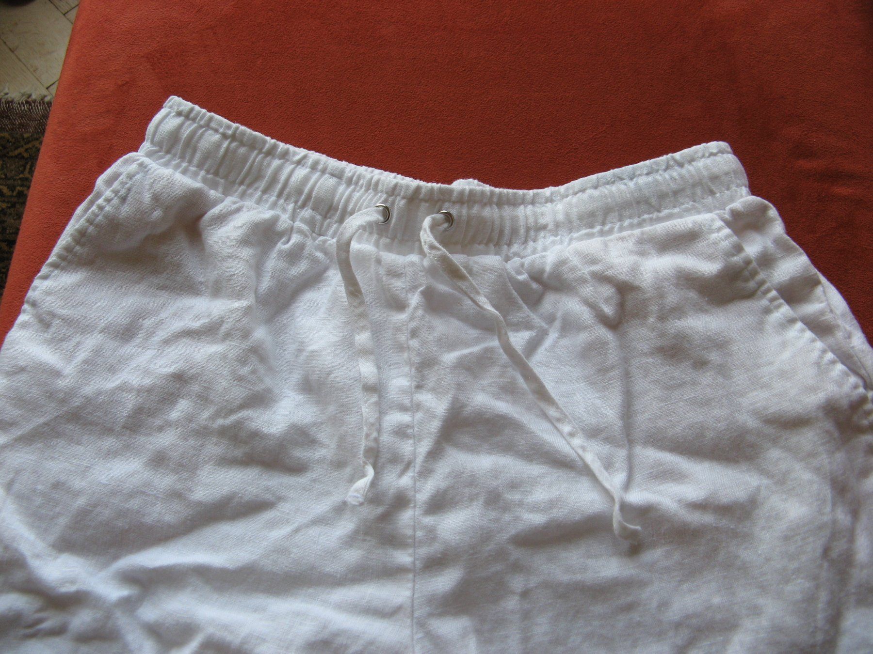 Na-kd Pantaloni: weisse Leinen Shorts Gr. 36 Na-kd – Usato da Zürich venduto da apil 1