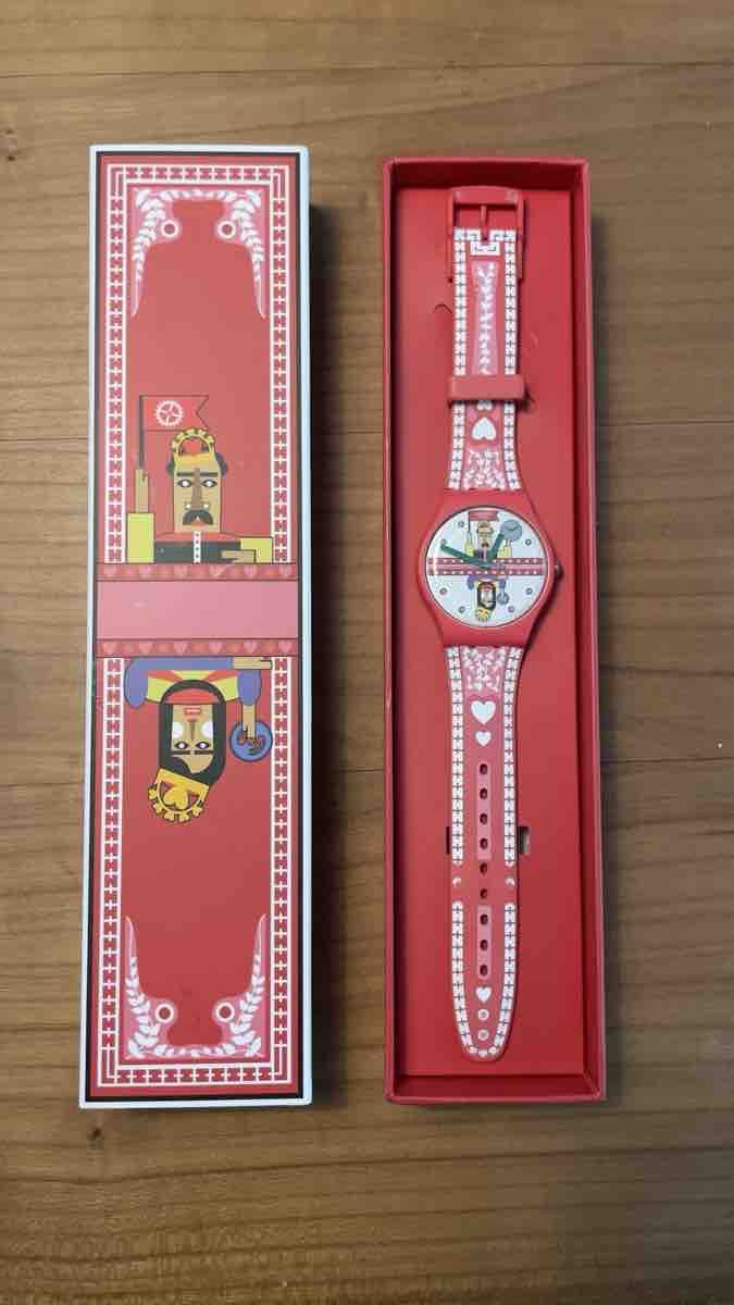 Swatch Orologi: Armbanduhr Swatch rot mit Muster – Usato da Degersheim venduto da ermal86