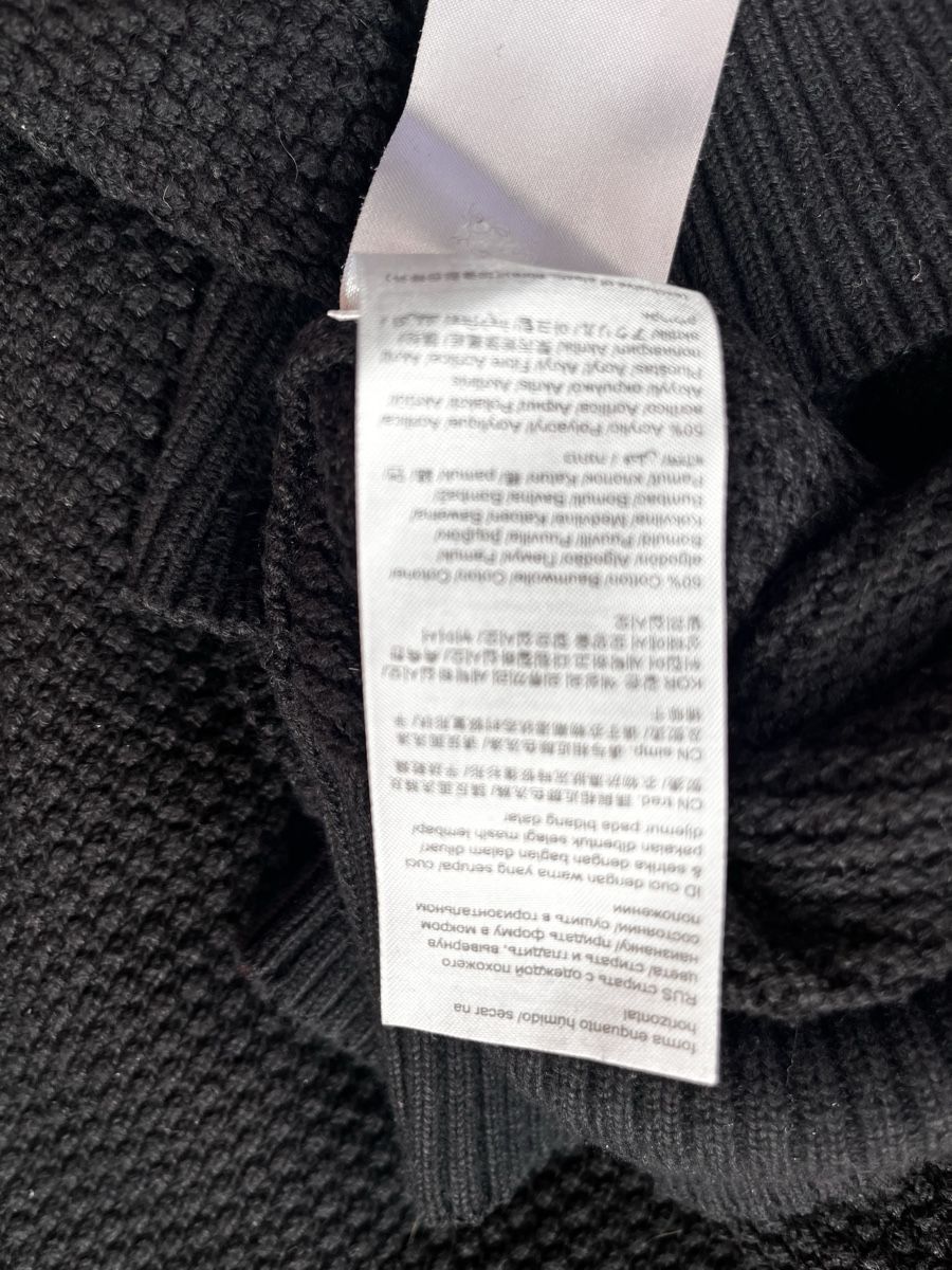 Esprit Pulls & Sweat-shirts: Pull Esprit noir manches bouffantes taille M – D'occasion à Romont FR par cat_j6ww 5