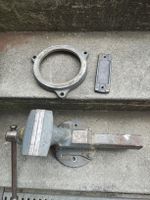 HEUER FRONT Schraubstock mit Zubehoer guter Zustand