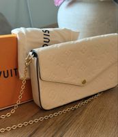 Louis Vuitton Félicie Pochette in Monogram Empreinte Leder