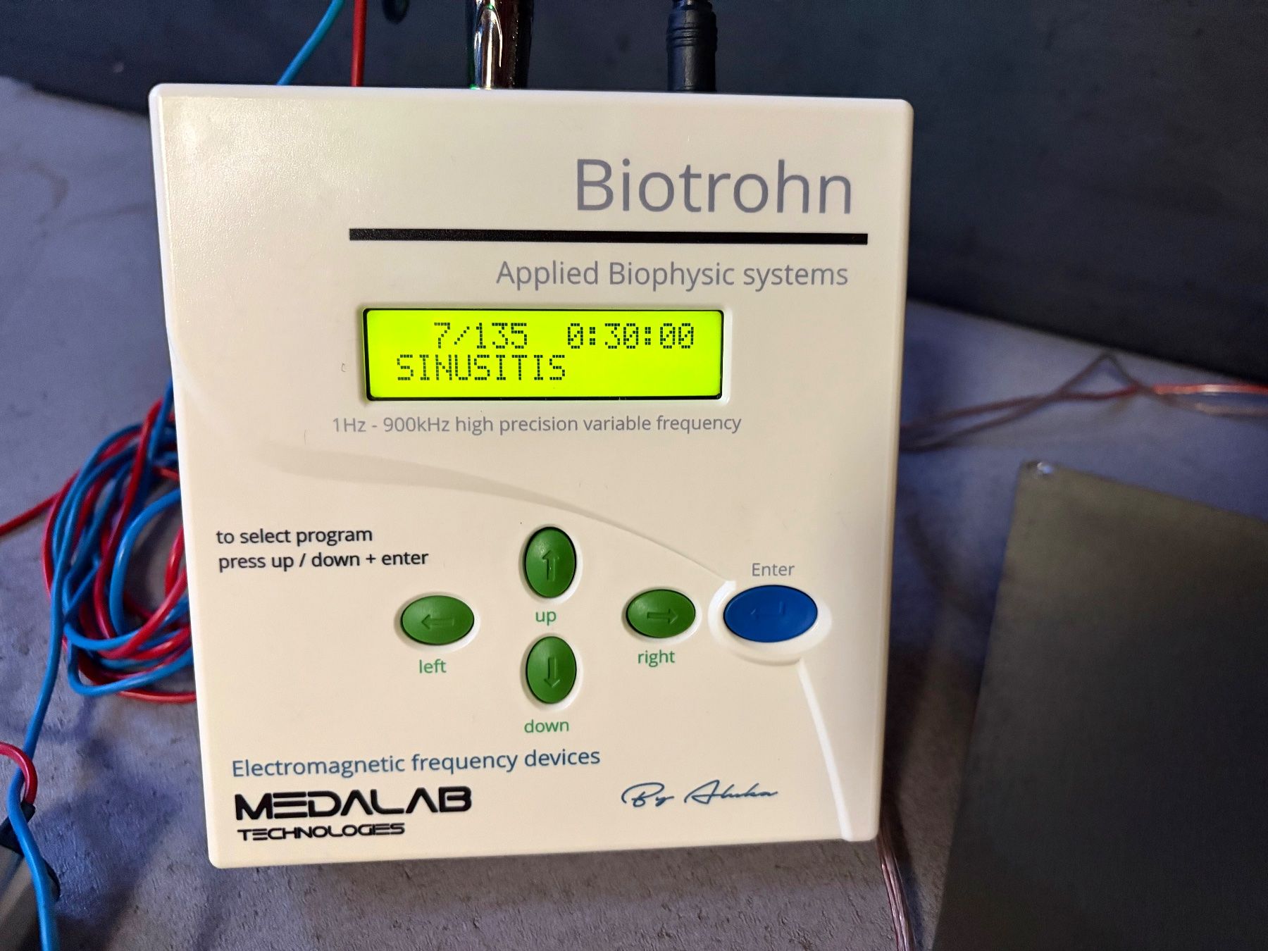 Attrezzature mediche: Biotrohn Medalab Frequenzgerät – Usato da Männedorf venduto da palladio 3