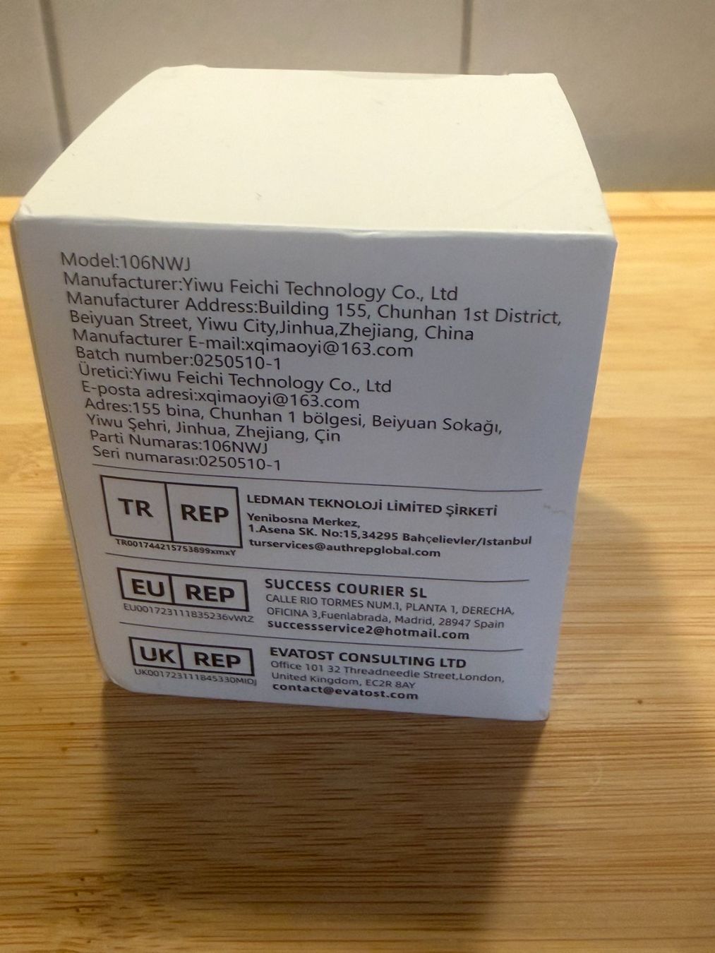 Taille-crayons: Elektrischer Spitzer schwarz originalverpackt – Neuf avec emballage d'origine à Basel par zukk_ 2