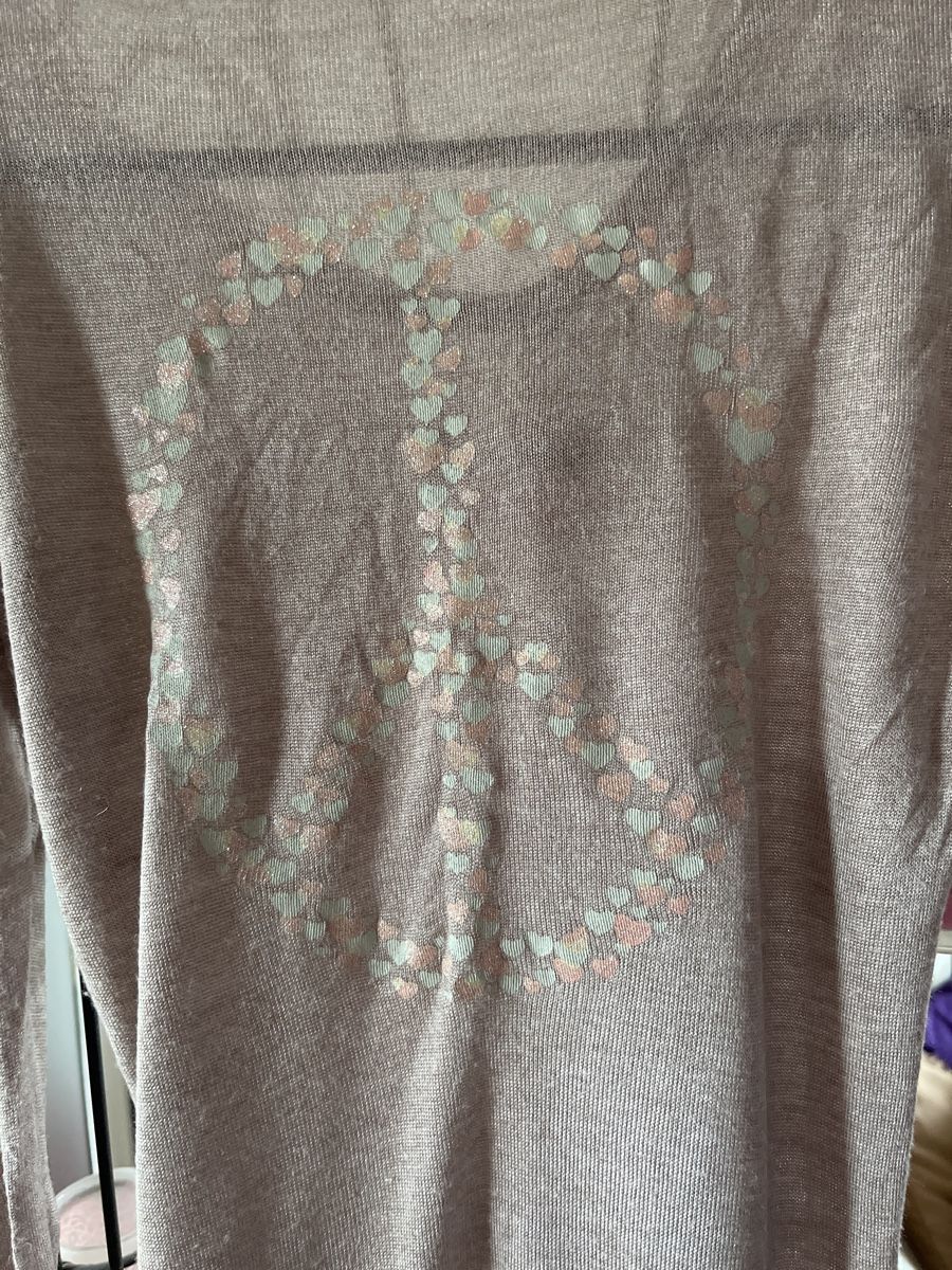 Pullover & Sweatshirts: Pull fin manches longues avec motif peace S – Gebraucht aus Genève von Libellule477