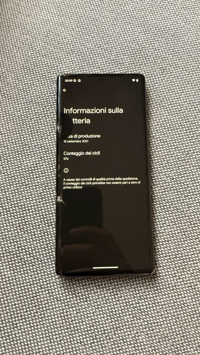 Google Telefoni cellulari / Smartphones: Google Pixel 6 Pro - Display damaged – Difettoso da Bellinzona venduto da PadronP 2