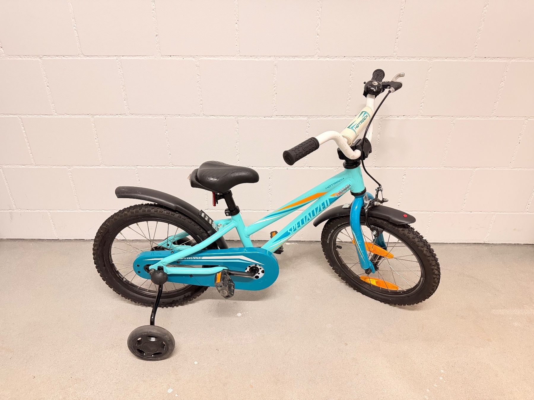 Specialized Vélos: Kindervelo Specialized, 16 Zoll Reifengrösse – D'occasion à Ehrendingen par sololuna 1