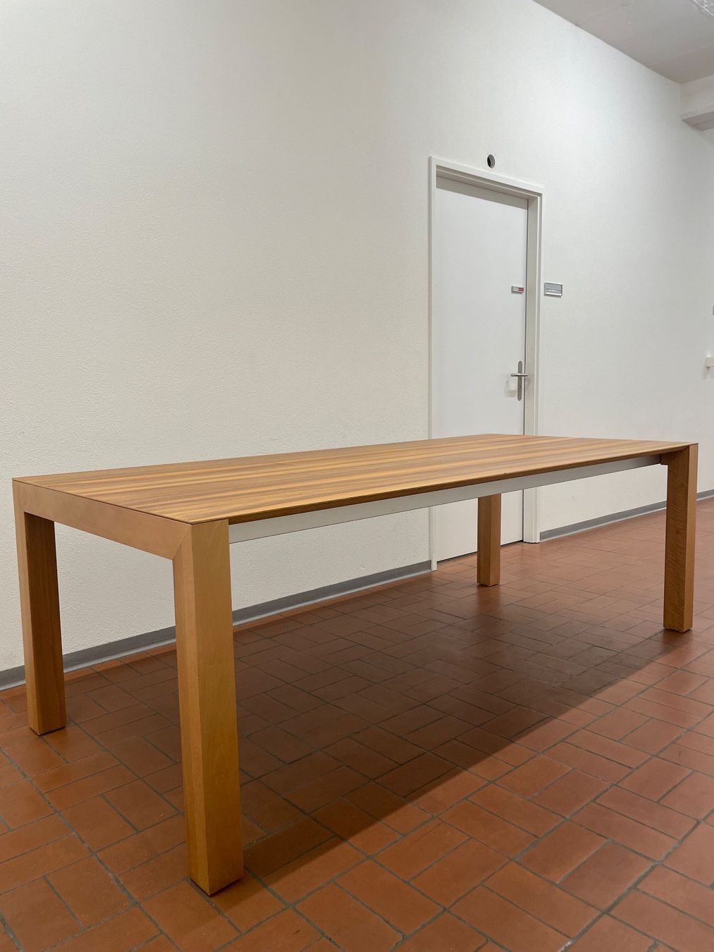 Tische: Esstisch – Gebraucht aus Uster von Milano-7