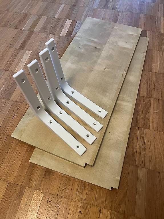 Étagères: 2 Regale holz ink. Winkel – D'occasion à Zürich par j0hnny