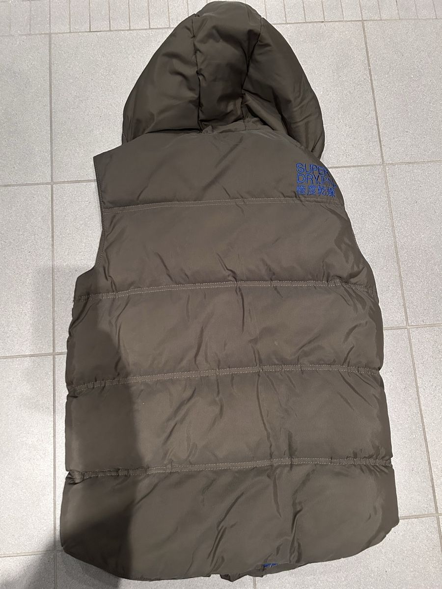 Gilet & Giacche: Superdry Jacke-Gilet – Usato da Rapperswil SG venduto da AndrePalu 2