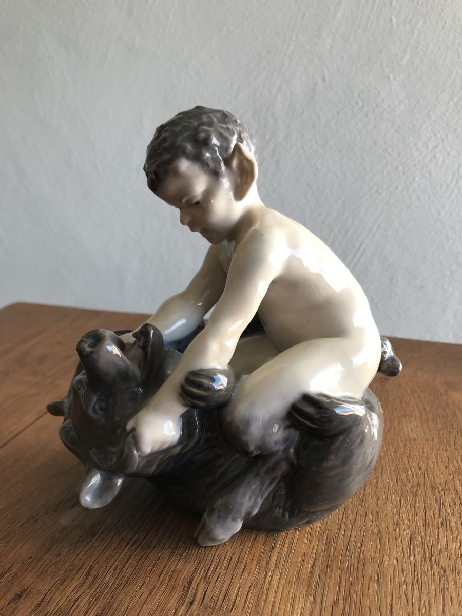 Royal Copenhagen Figuren: Faune sur Ours en porcelaine – Gebraucht aus Villeneuve VD von sim_q5hp 1