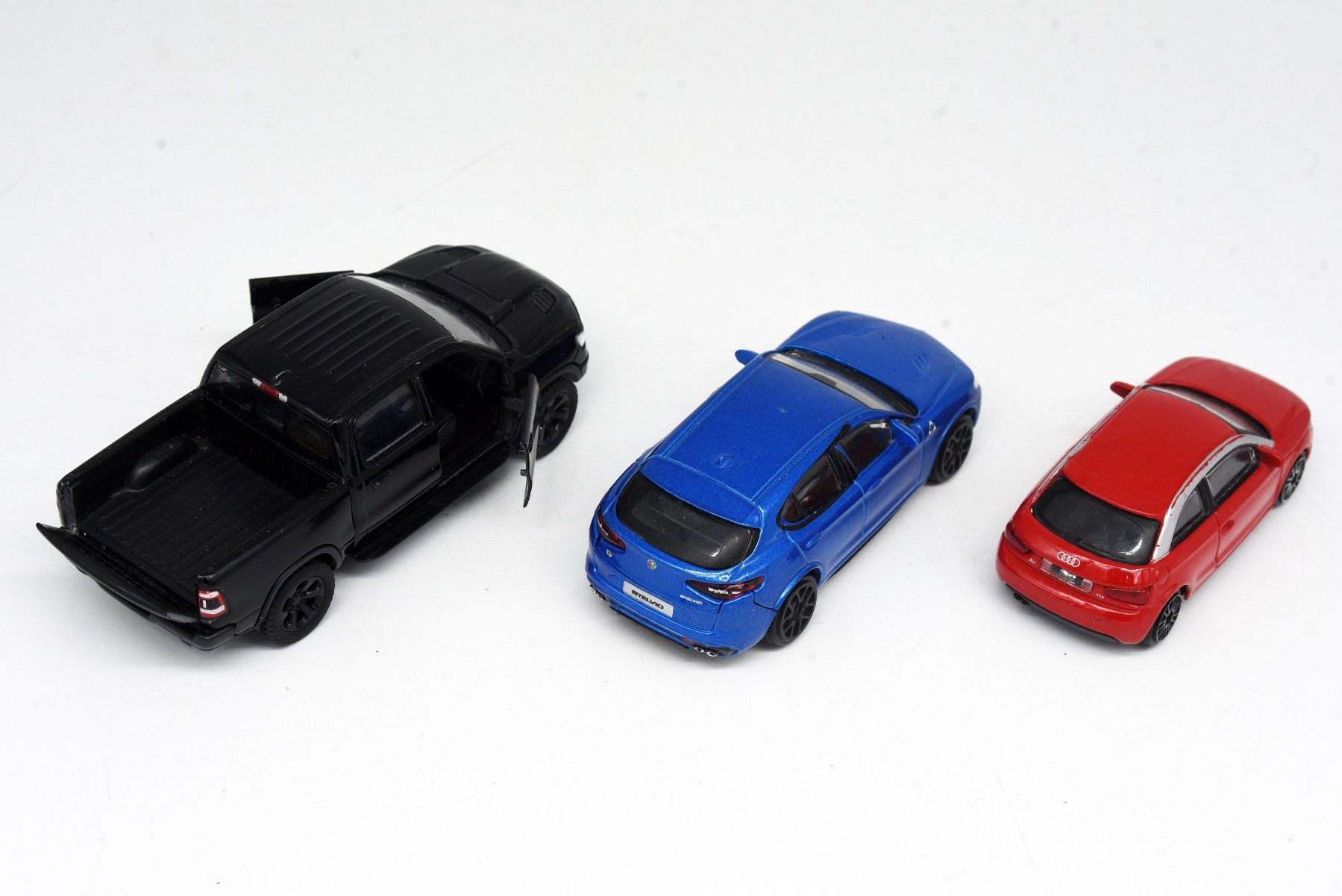 Bburago Modellini d'auto: 3x Autos 1:43 – Usato da Ostermundigen venduto da archeopteryx 2