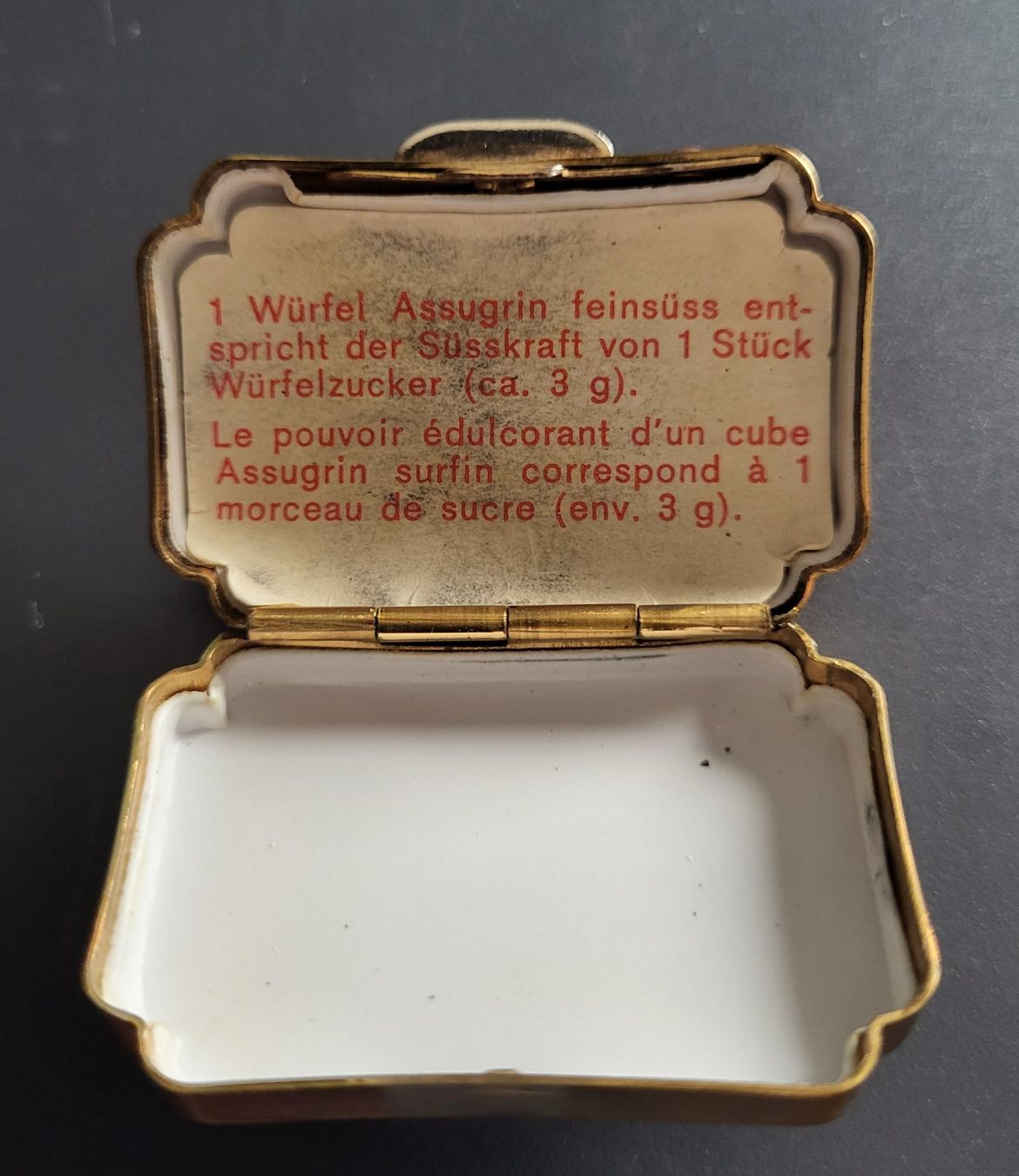 Behälter & Ähnliches: Assugrin Döschen - Pillendose - Tablettendose – Gebraucht aus Oberwil BL von Spartaner01 1