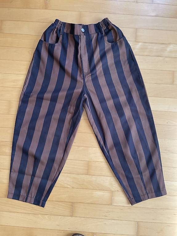 Pantaloni: Beyond Nine Remi Jeans – Usato da Winterthur venduto da Veman