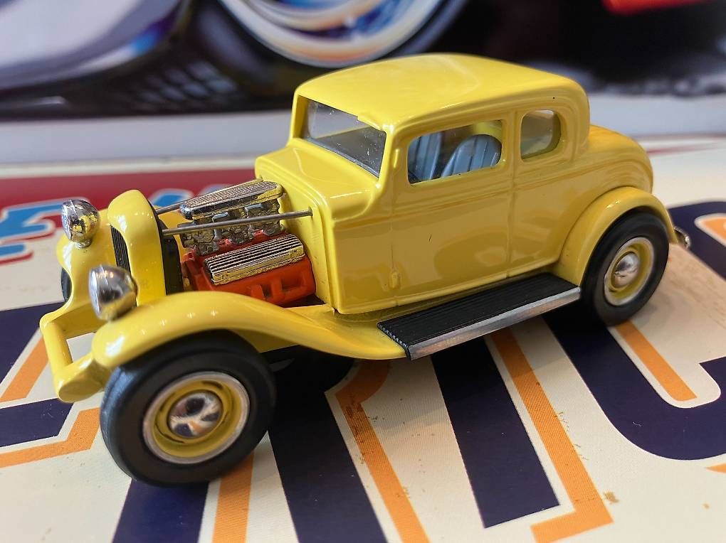 Chevrolet Modellini d'auto: Chevy Hotrod 1932 – Nuovo e nell'imballaggio originale da Siebnen venduto da moparperform 3
