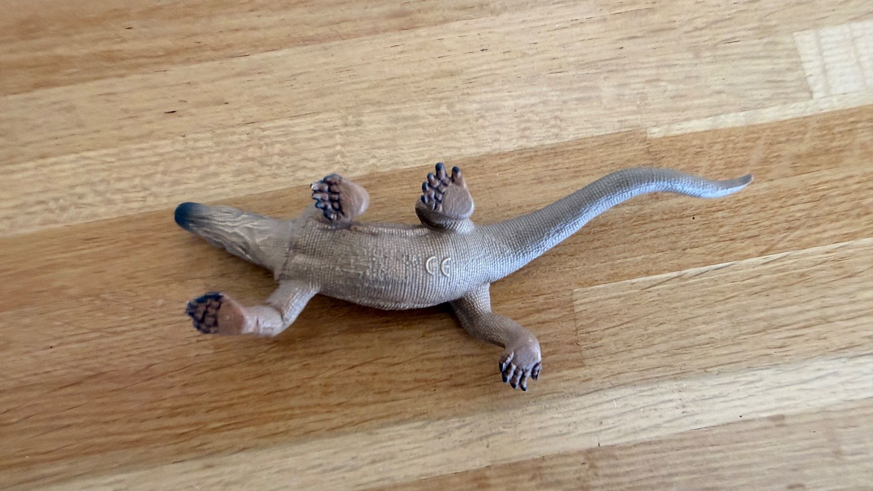 Schleich Spielzeuge: SCHLEICH - Komodowaran 14826 – Gebraucht aus Winterthur von Secondhand-Family 6