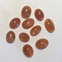 Lot 10x Sonnenstein Cabochon, 40 Karat