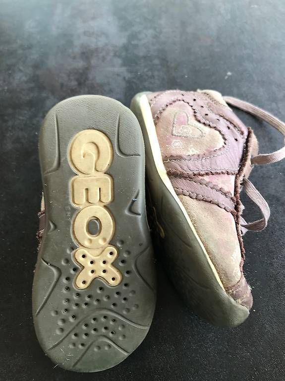 Geox Scarpe per ragazze: Lederschuhe Geox Gr.22 – Usato da Stettlen venduto da pie_8sys 1