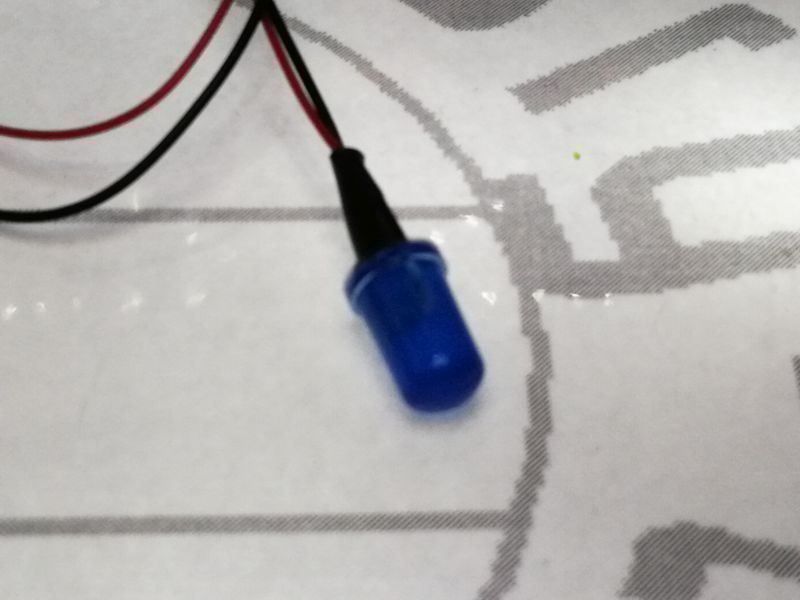 Componenti elettronici: LED 5mm verkabelt, 12V DC, blau diffus – Nuovo (secondo la descrizione) da Luzern venduto da Salefactory 3