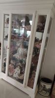 Weisser Vitrinenschrank