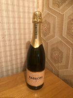 RADACINI halbtrockener Sekt aus Muskat Traube. Moldawien