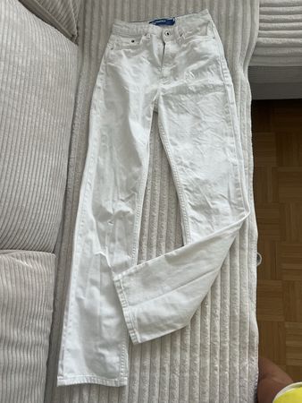 KARL LAGERFELD JEANS WEISS GR 24