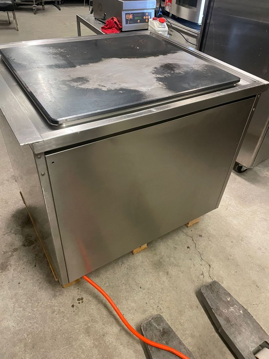 Appareils de cuisine: Herd-Grillplatte & Backofen – D'occasion à Rupperswil par pimi88 2