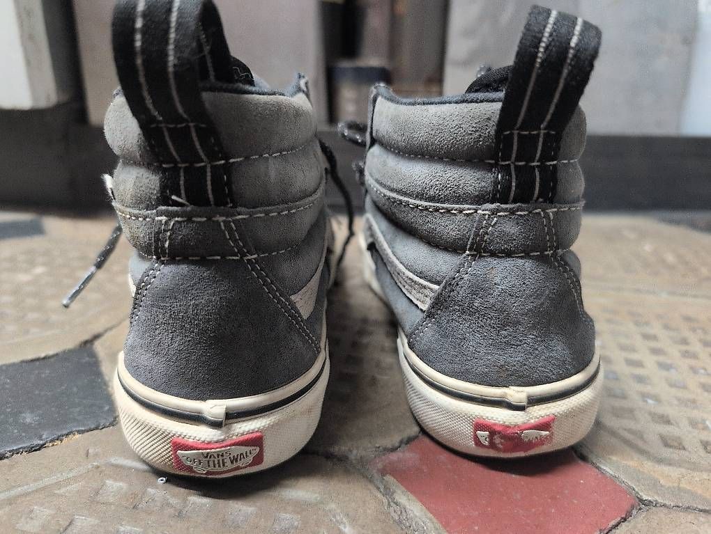 Vans Chaussures hommes: Chaussures Vans MTE 37 – D'occasion à La Chaux-de-Fonds par Mcleonita 1