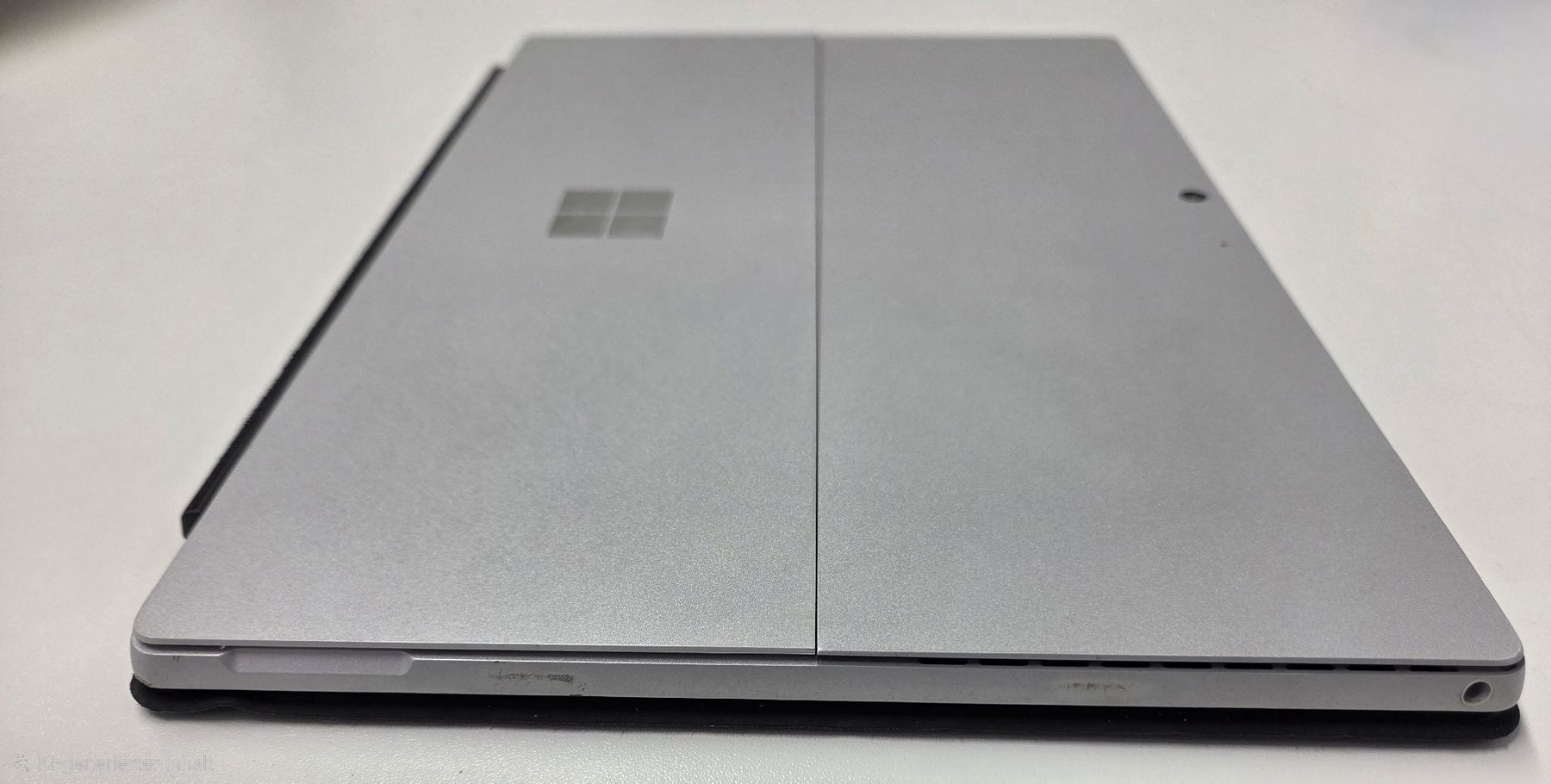Microsoft Portables: Surface Pro 7, i5, 128 GB - gebraucht – D'occasion à Schinznach Dorf par log8733 2