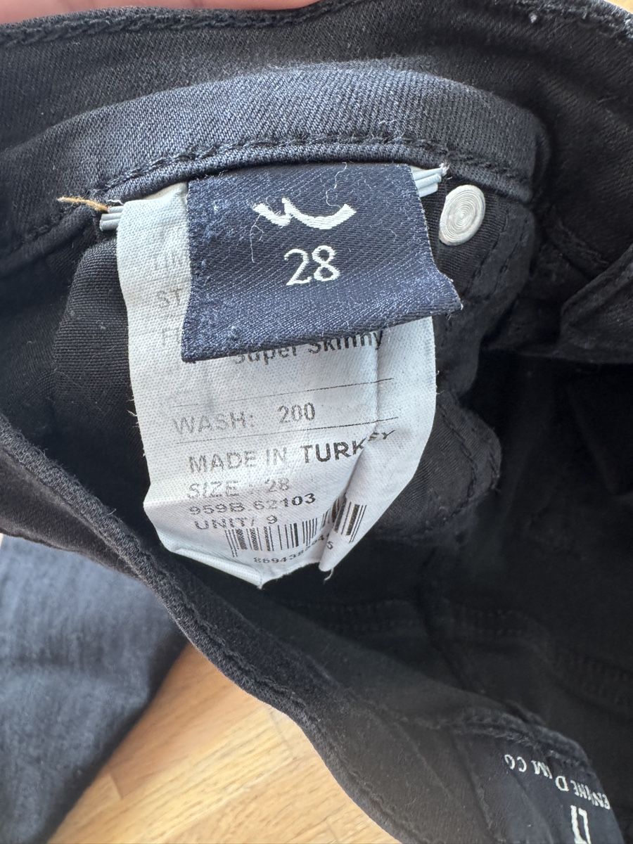 Jeans: Jeans LTB Tanya Grösse 28 schwaz – Gebraucht aus Münsingen von sam_528s 6