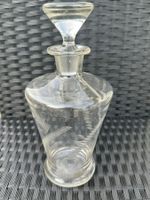 Vintage Glaskaraffe mit Stöpsel, filigranes Musterglas