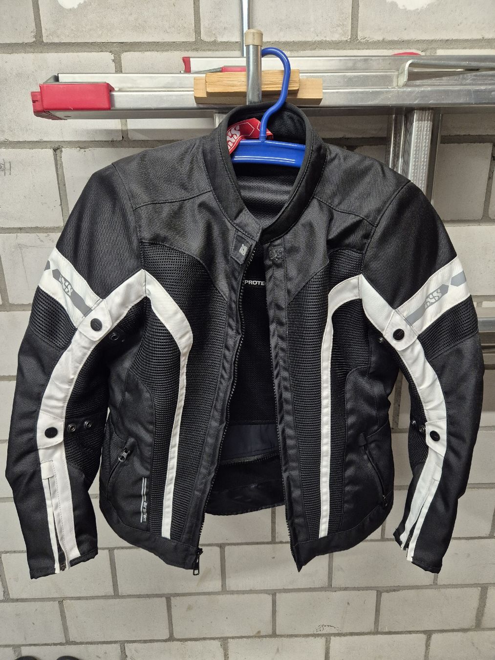 IXS Giacche: Motorradjacke – Usato da St. Margrethen SG venduto da Jog4 1