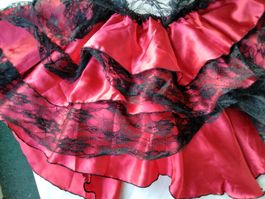 KURZER JUPE ROT GR. S