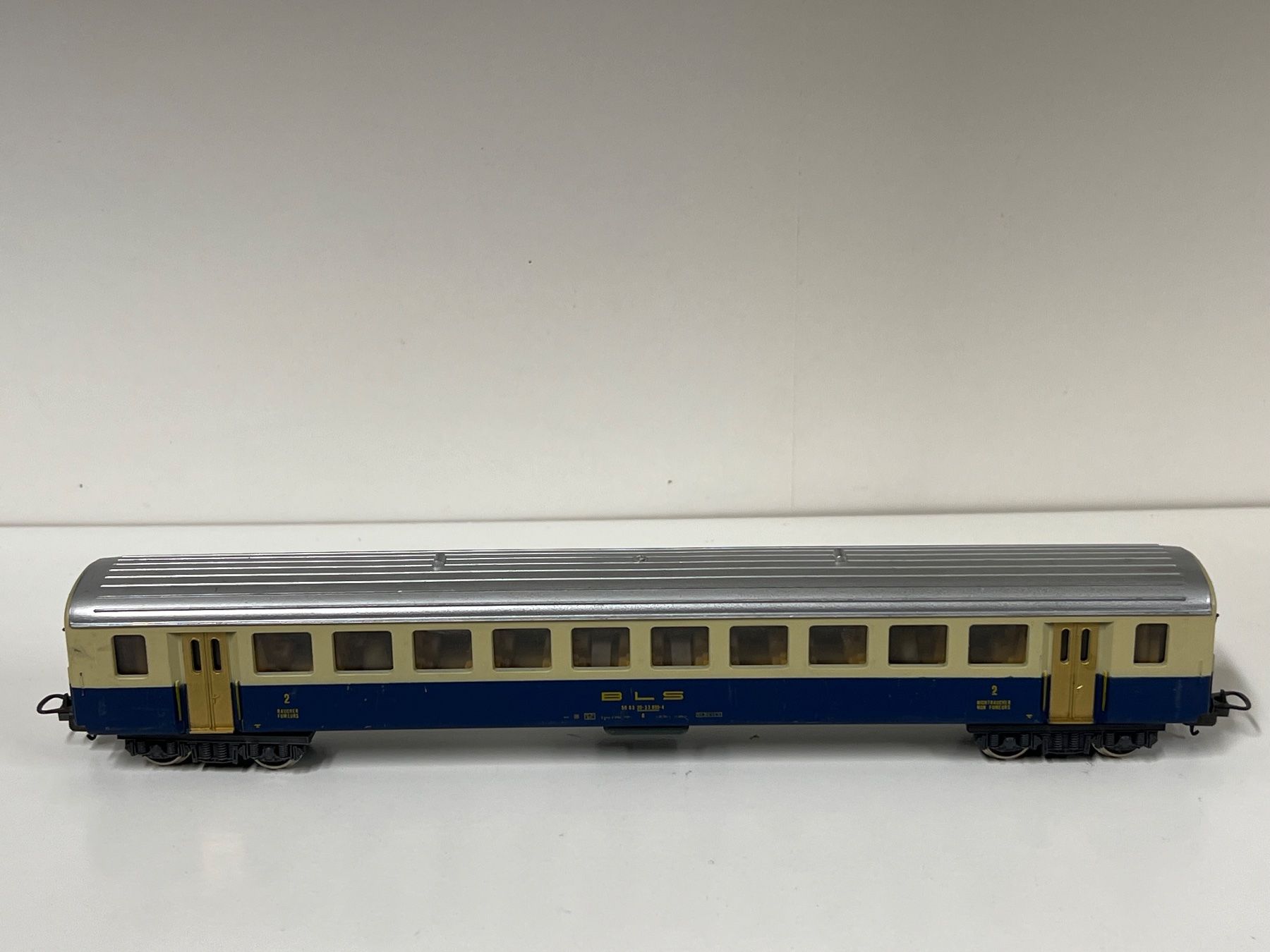 Lima Modelleisenbahnen: Lima BLS 2.Kl.  H0 DC – Gebraucht aus Neuenhof von ludovicco 2