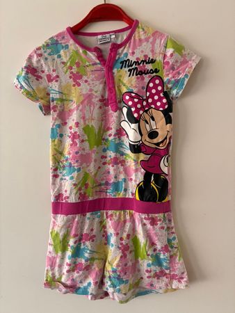 Schöner Jumpsuit Gr. 122/128