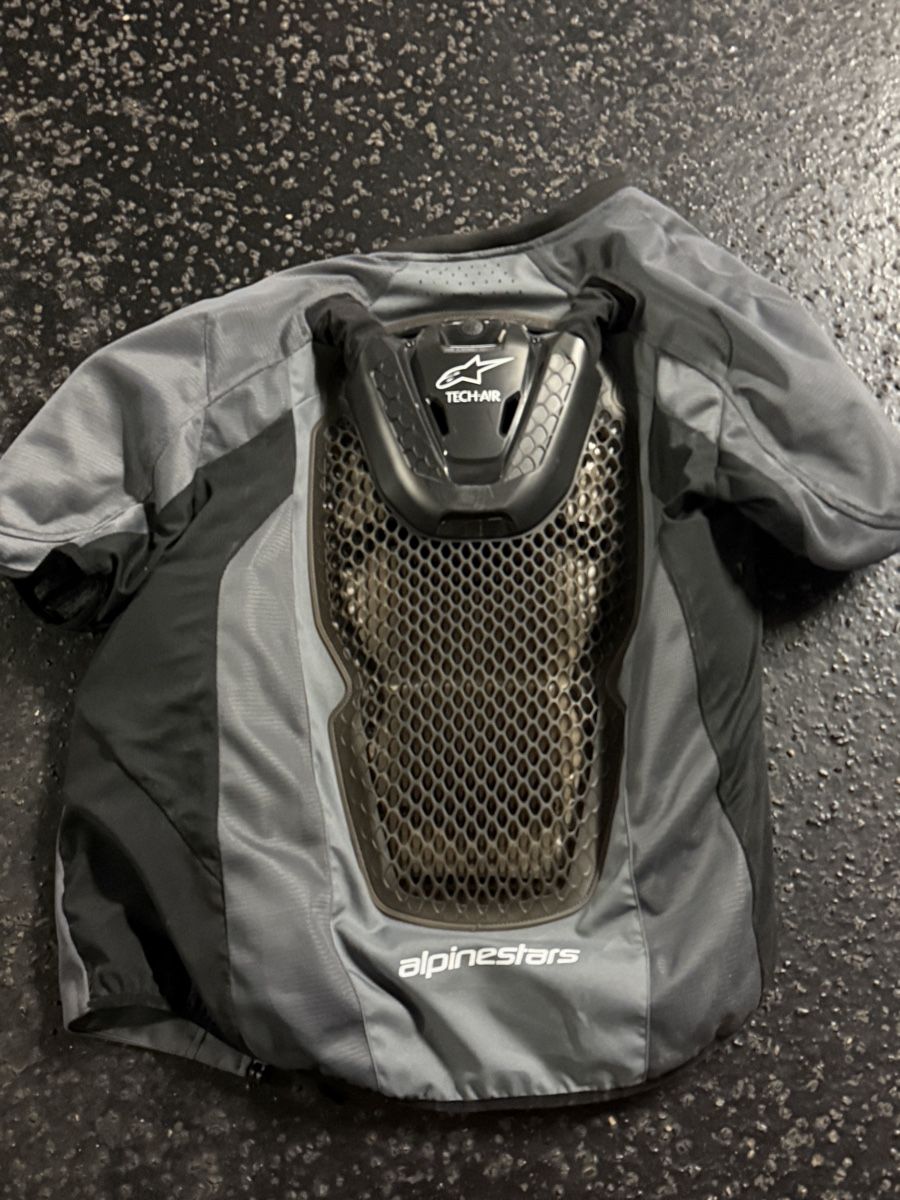 Alpinestars Protezioni & Imbottiture: Alpinestars Tech-Air Airbag Weste Grösse L – Usato da Lenzburg venduto da artrs30 1