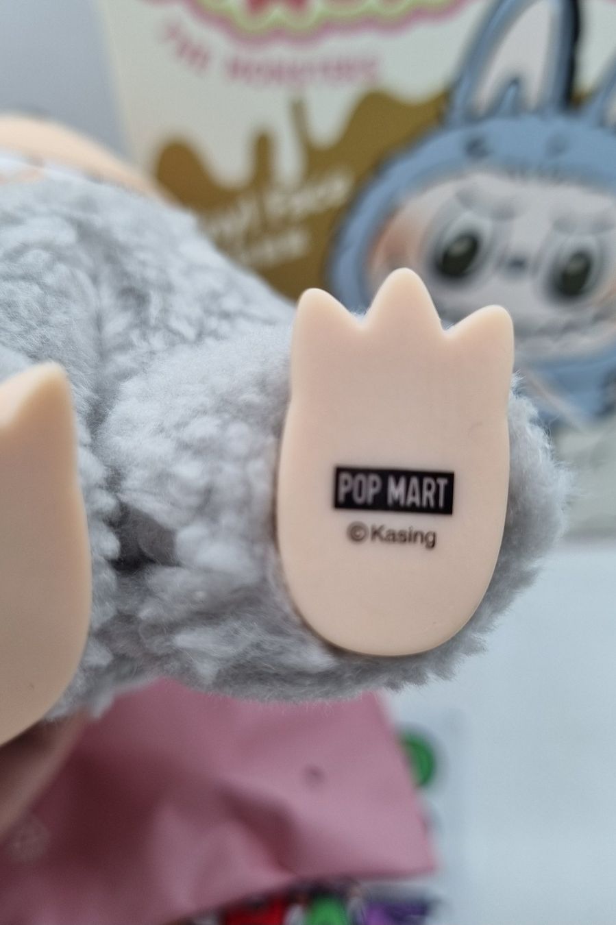 Pop Mart Figuren: POP MART - The Monsters/Labubu - Macaron - Sesame Bean – Neu und originalverpackt aus Vernayaz von fnkochase 3