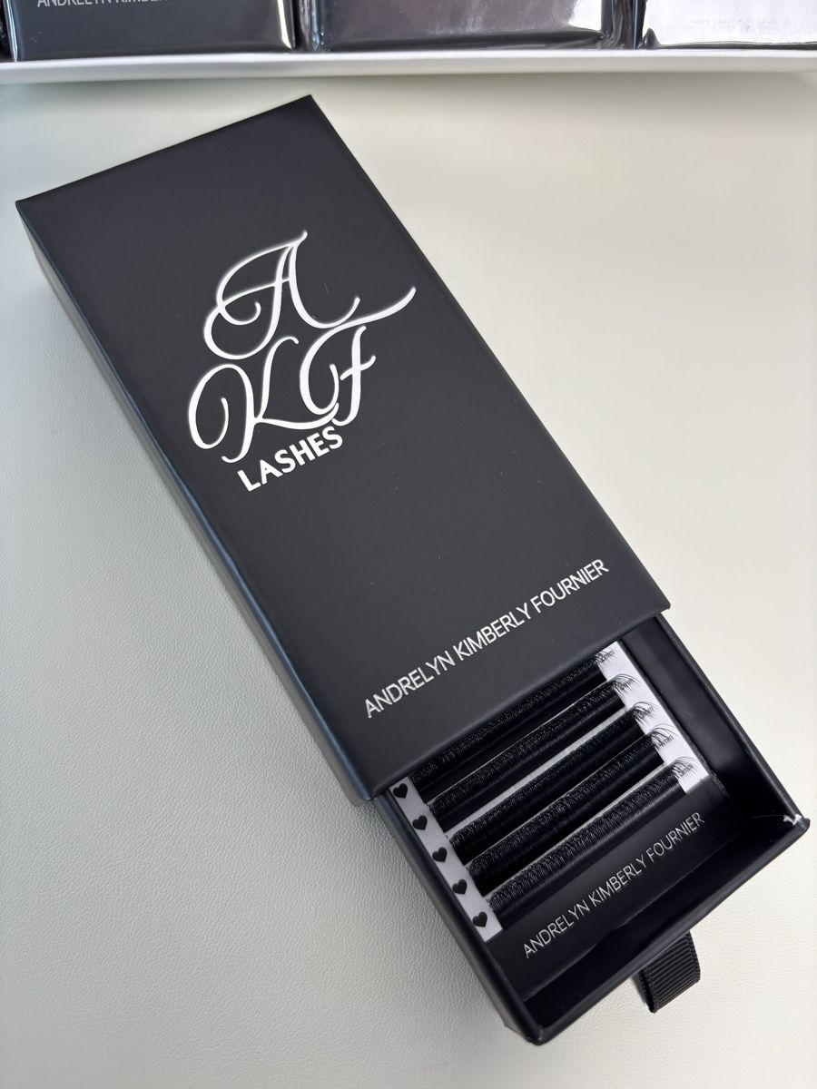 Make-up: AKF Lashes - 0.10 CC MIX 8-15 mm – Nuovo e nell'imballaggio originale da Collombey venduto da Cards07