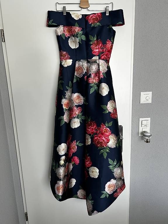 Kleider: Abendkleid Chi Chi London – Gebraucht aus Oberbüren von Hilux12 1