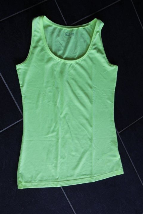 Top: Trägershirt Neongelb M – Usato da Eschenbach SG venduto da Anisti13