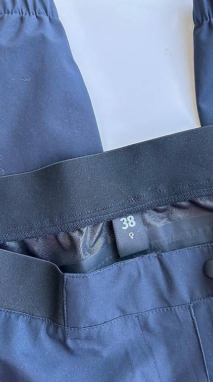Pantaloni: Vanucci Regenhose Damen Gr.38/36 Neu  – Usato da Rothrist venduto da tro_567r 1