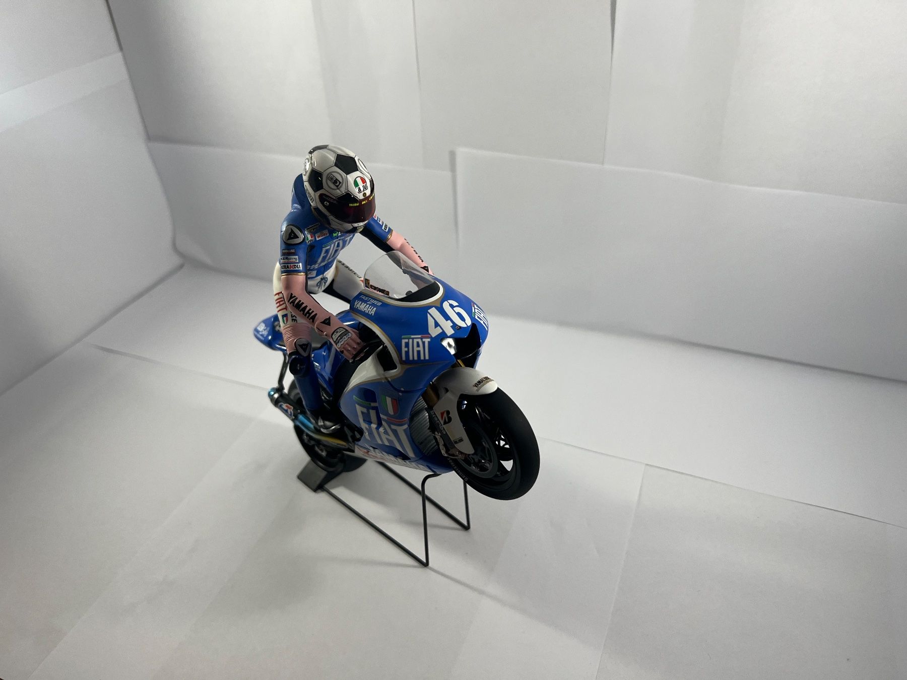 Minichamps Kit di modellismo & Modellini statici: Valentino Rossi Lot 13 – Usato da Sergey venduto da Mascotte00 2