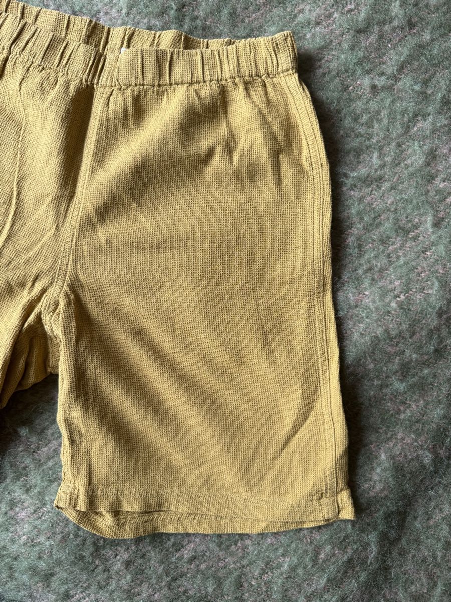 Muji Pantaloni: Muji Shorts  S – Usato da Zürich venduto da Mothai 1